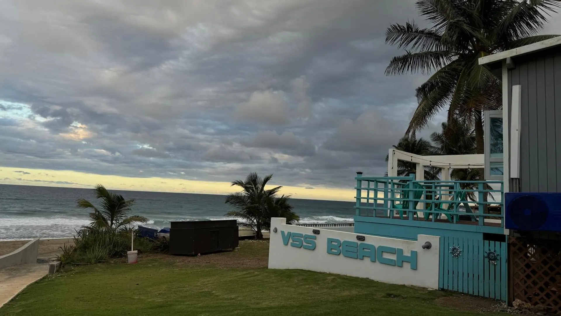 Vss Beach House - A Beachfront Paradise In أريسيبو