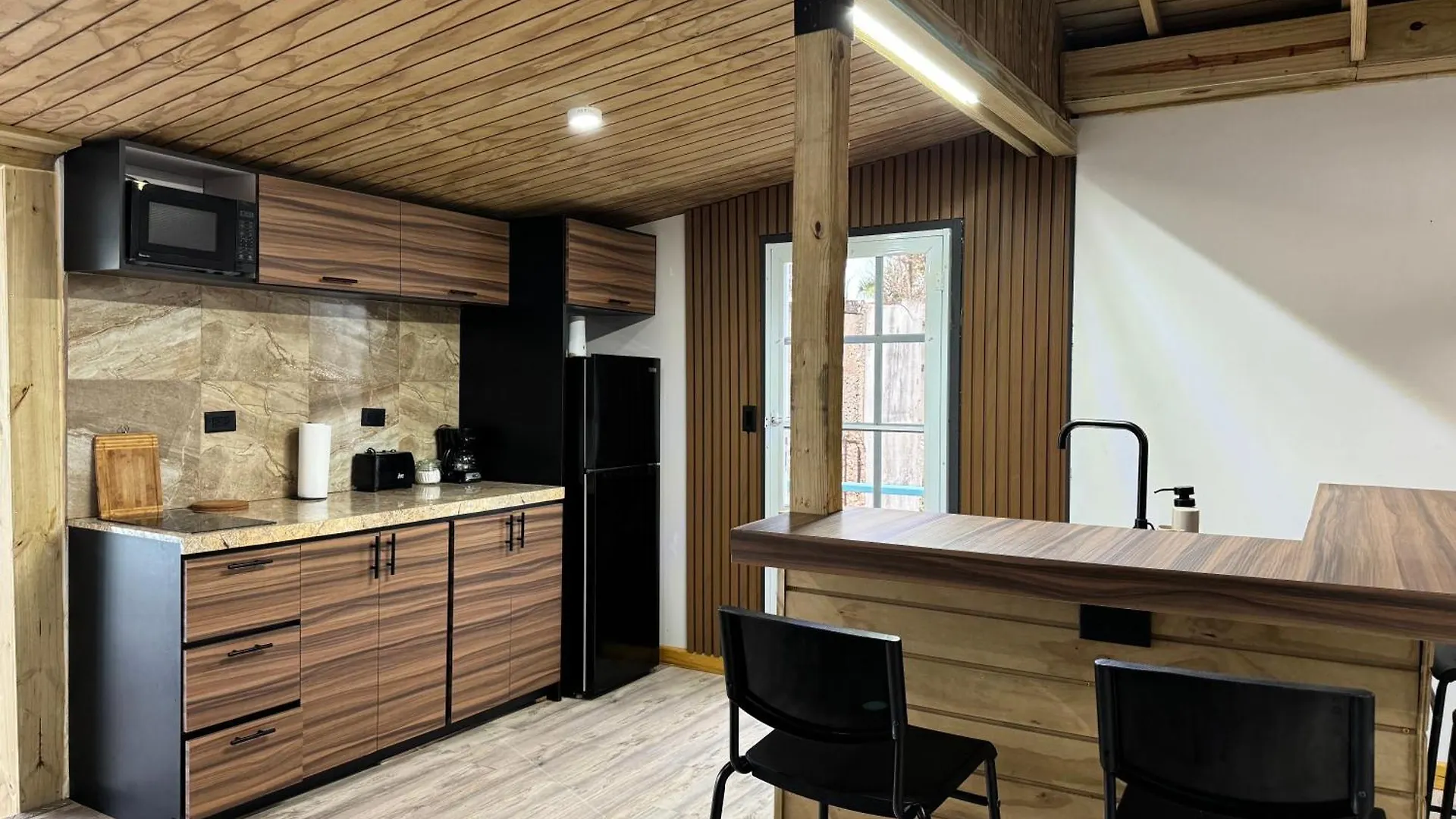 Vss Beach House - A Beachfront Paradise In أريسيبو بيت للعطل